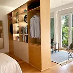 Apartment Quiet With Garden 8 Min From