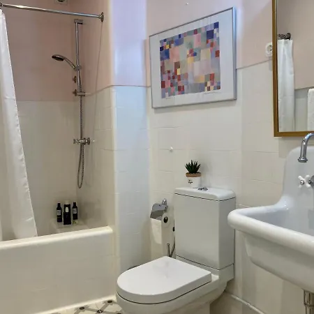 Quiet With Garden 8 Min From Appartement