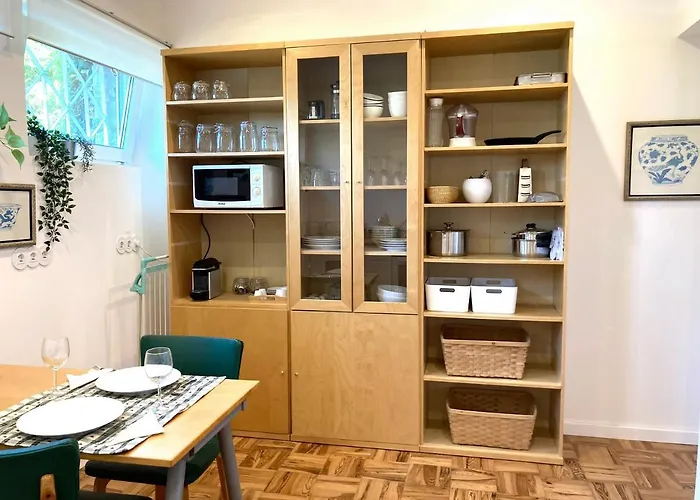 Quiet With Garden 8 Min From