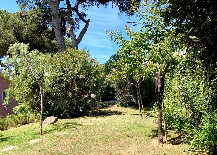 Quiet With Garden 8 Min From 公寓